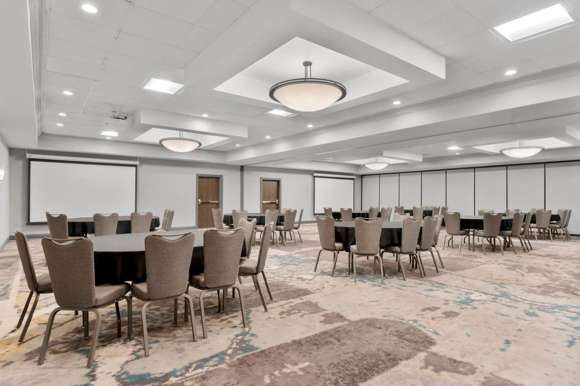 Holiday Inn Dubuque/Galena By Ihg Exteriér fotografie