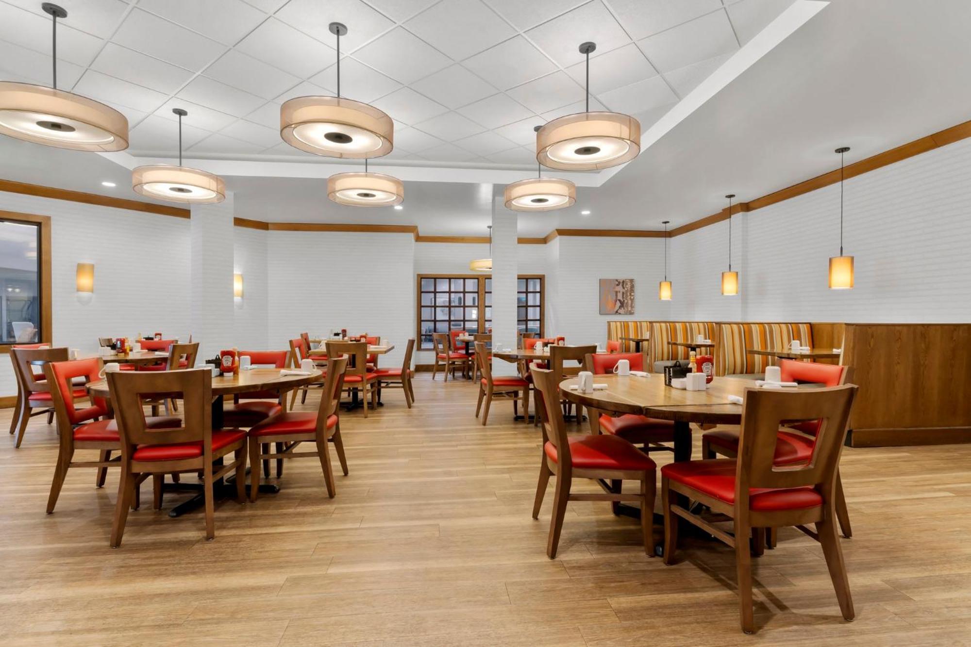 Holiday Inn Dubuque/Galena By Ihg Exteriér fotografie