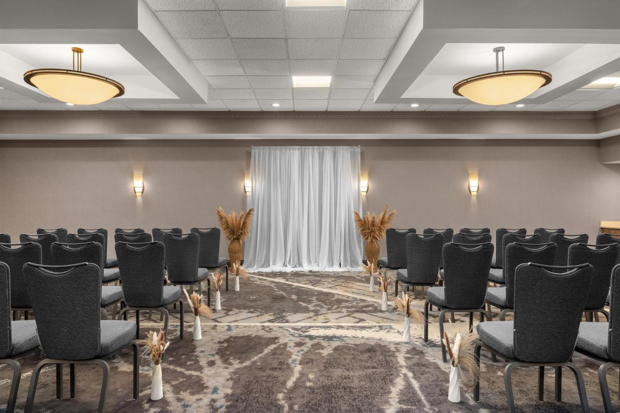 Holiday Inn Dubuque/Galena By Ihg Exteriér fotografie