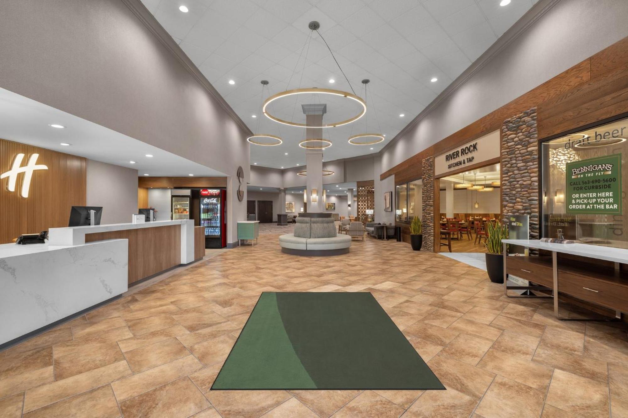 Holiday Inn Dubuque/Galena By Ihg Exteriér fotografie